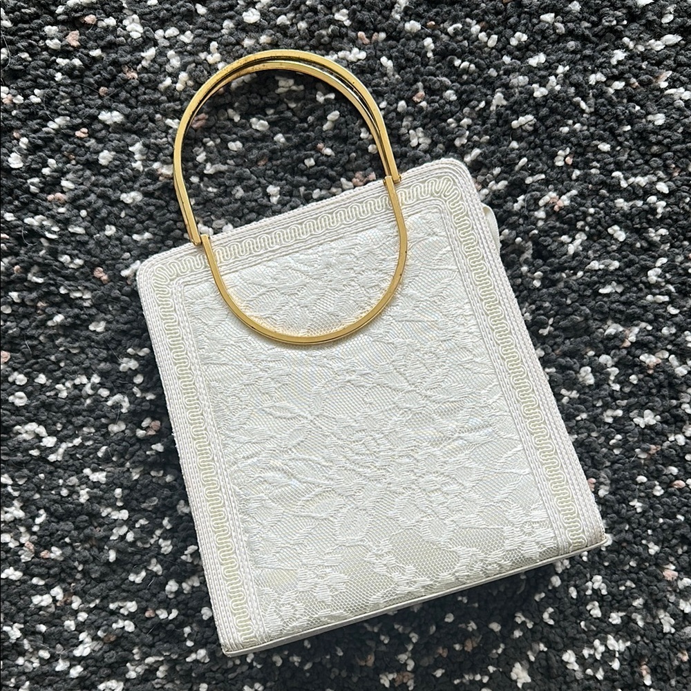 White lace Fiona purse with gold Circular Handle
